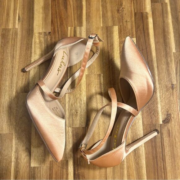 Lulus Freyana Rose Gold Satin Pointed-Toe Pumps Size 6.5 - Picture 13 of 16